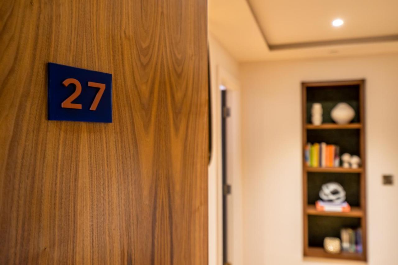 Twenty Seven Hq Apartment York Bagian luar foto